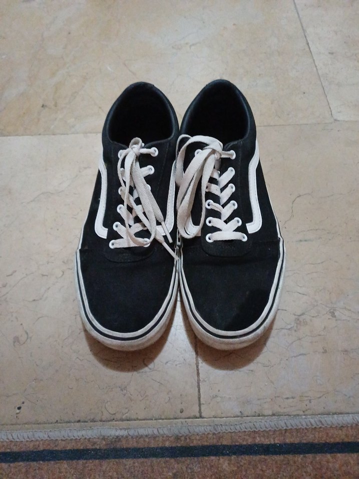 Siyah Beyaz Bağcıklı unisex Spor Ayakkabı - Görsel 2