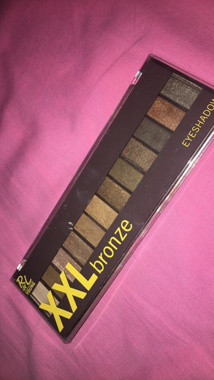 Essence Bronz 12 li far