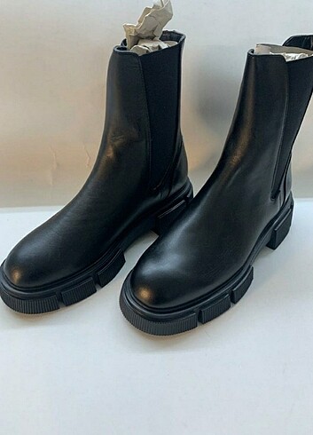 Zara bot
