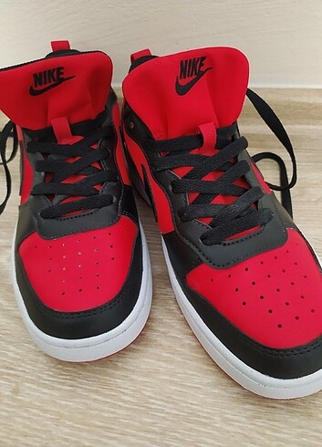 Nike court 