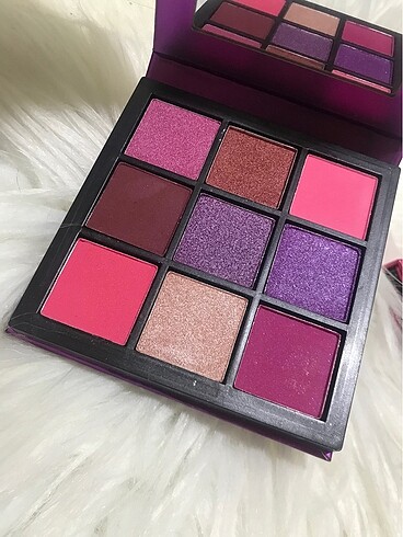 Huda Beauty HUDABEAUTY FAR PALETİ