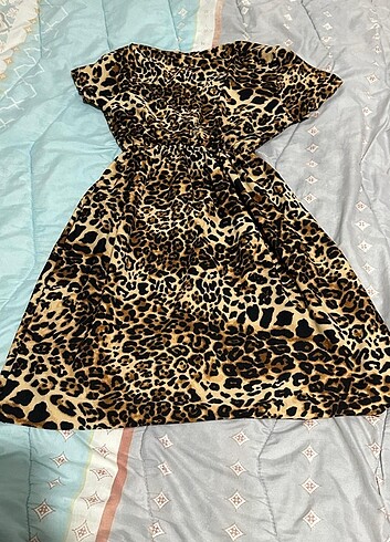 l Beden Leopar elbise