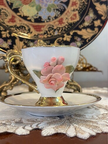 Beden Capodimonte fincan takımı