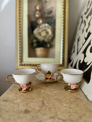 Beden Capodimonte el yapımı porselen fincan takımı