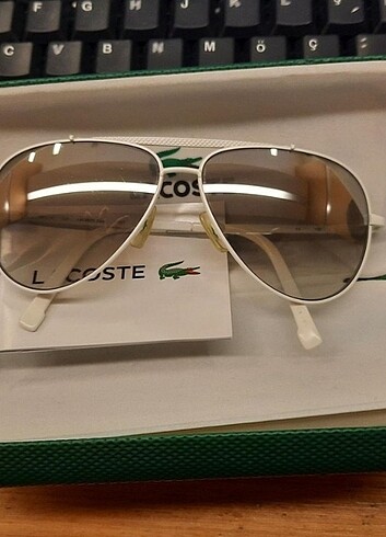 Lacoste beyaz gözlük unisex