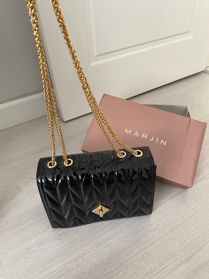 Siyah Parlak Deri Kadın Çanta - Görsel 2