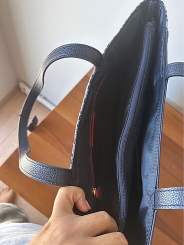 Beden Tommy el çantasi