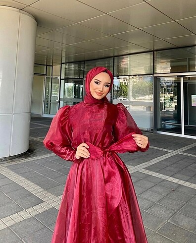 Zara Şalı mevcut