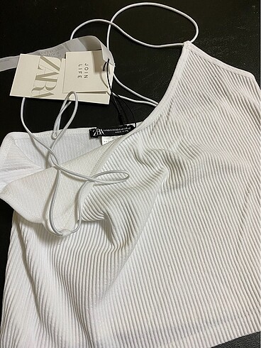 Zara Crop