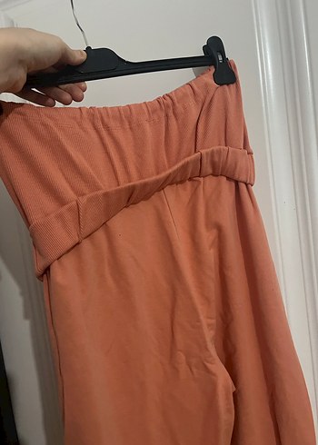 Hamile eşofman altı içten ayarlanıyor - Görsel 3