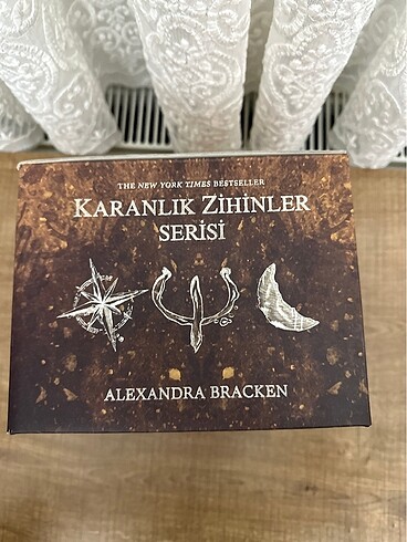 Karanlık zihinler serisi