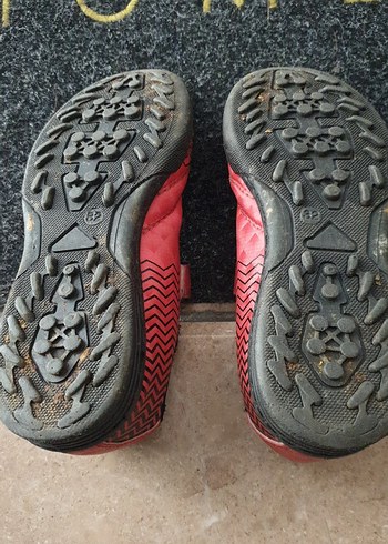 Lc Waikiki marka kırmızı halı saha ayakkabısı/krampon - Görsel 5