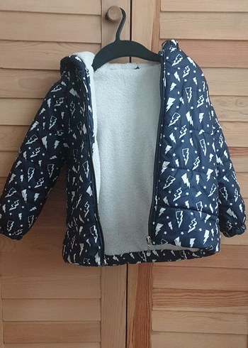 Erkek Çocuk Kapüşonlu Desenli Koyu Mavi Mont - Görsel 6