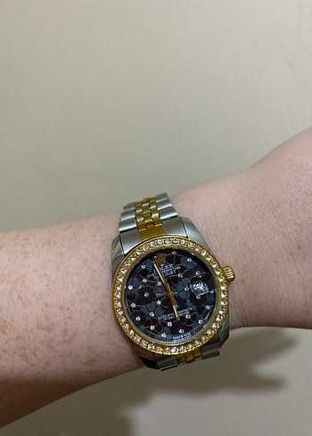 Altın Renkli Kadın Saat Parlak Taşlı - Görsel 3