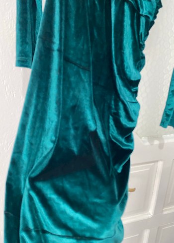 Yeşil Drapeli Uzun Kadın Elbise - Görsel 2