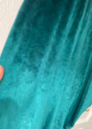 Yeşil Drapeli Uzun Kadın Elbise - Görsel 3