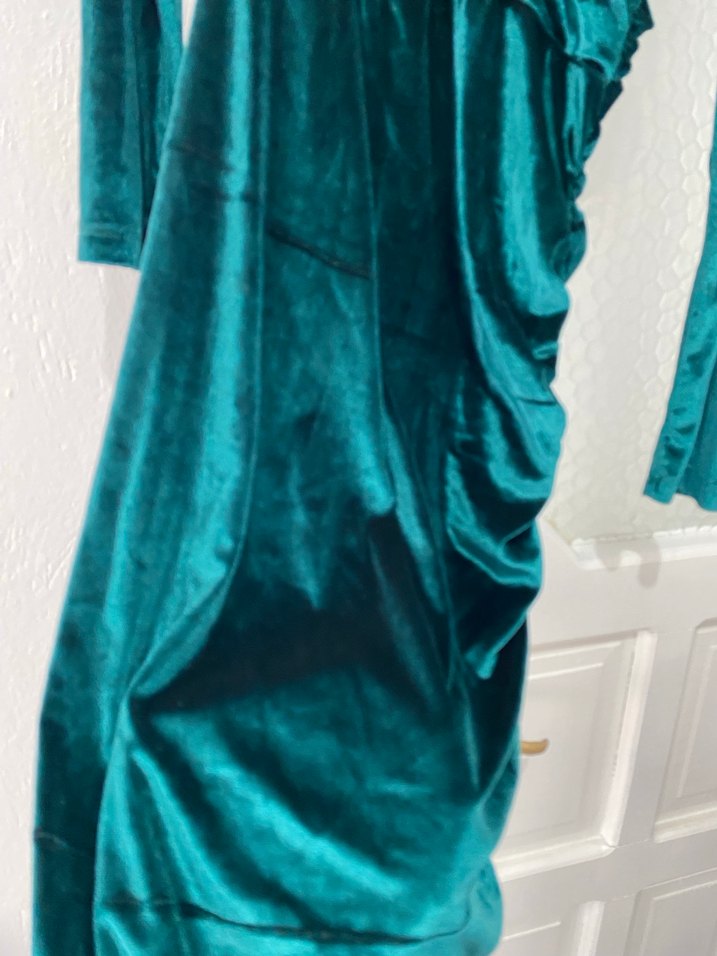 Yeşil Drapeli Uzun Kadın Elbise - Görsel 2