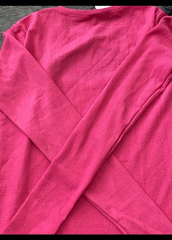 Parmaktan gecırmelı göğüs kısmı dekoltelı sıfır ürünler - Görsel 2