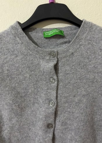 Gri Düğmeli  Yün Hırka - Görsel 2