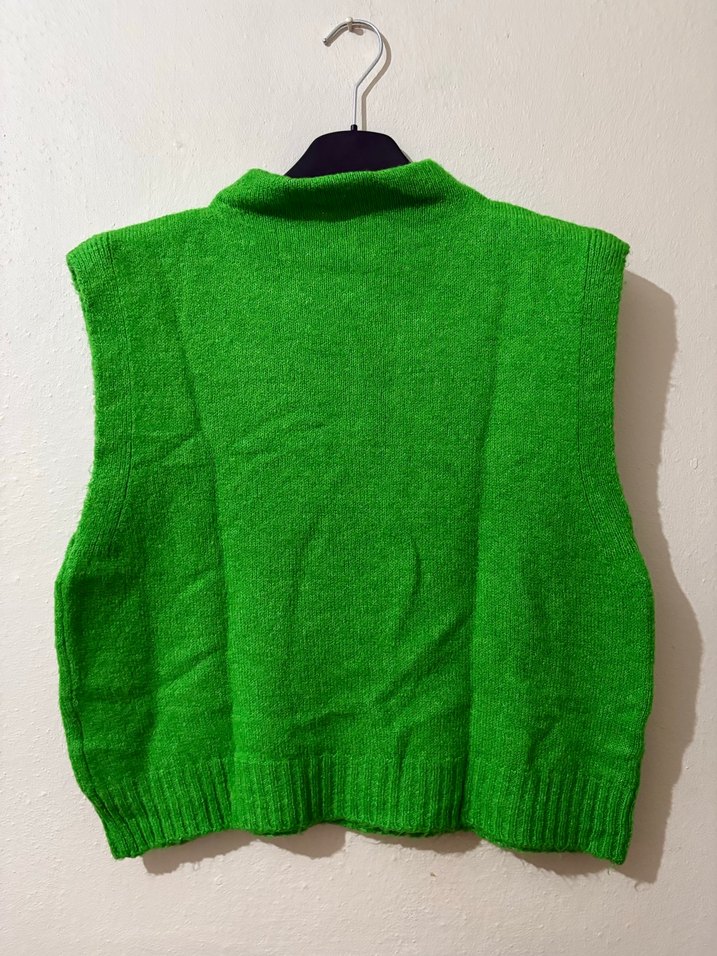 Yeşil Kolsuz Boğazlı Triko Süveter - Görsel 4