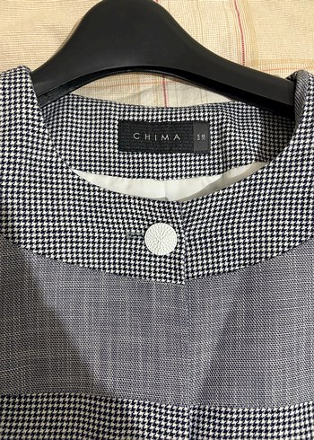 Düğmeli Kısa Kesim Gri Kadın Blazer - Görsel 2