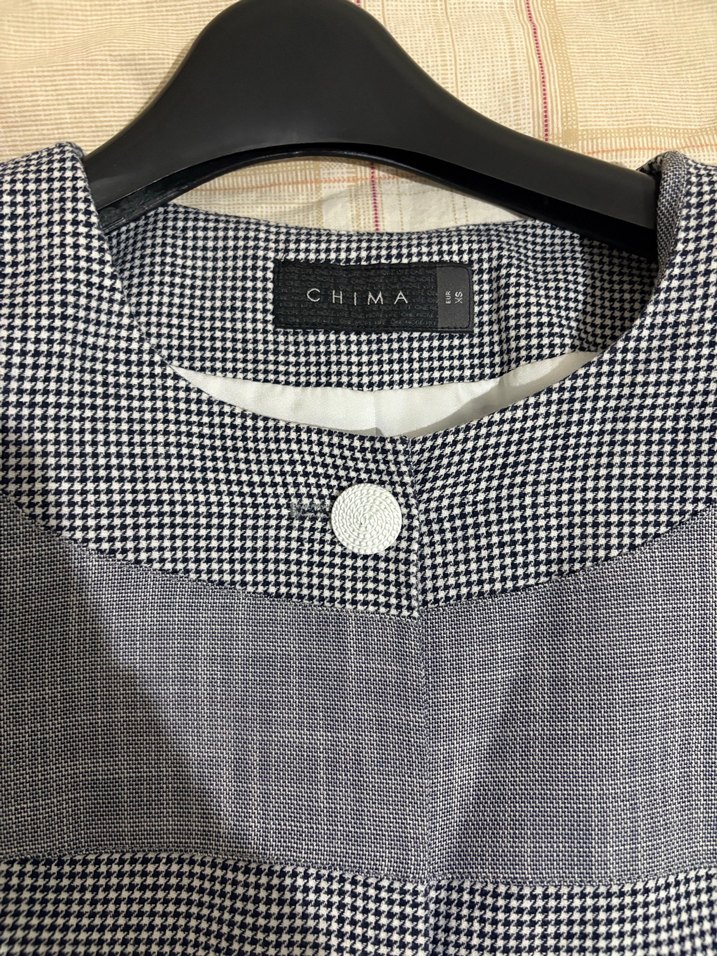 Düğmeli Kısa Kesim Gri Kadın Blazer - Görsel 2