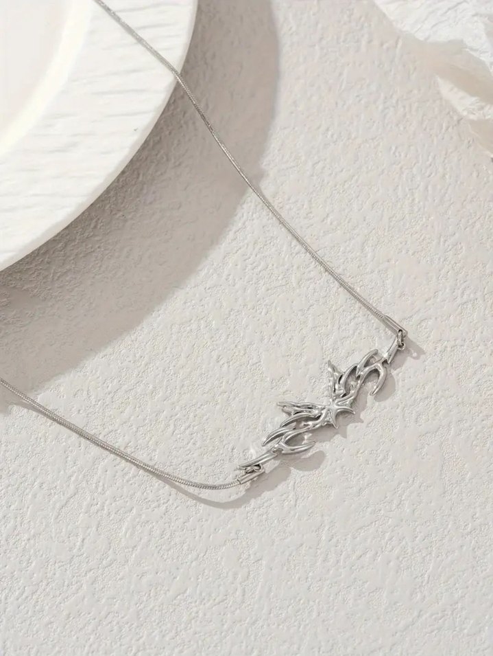 kelebek Desenli Kemerli Minimalist Bel Zinciri - Görsel 3