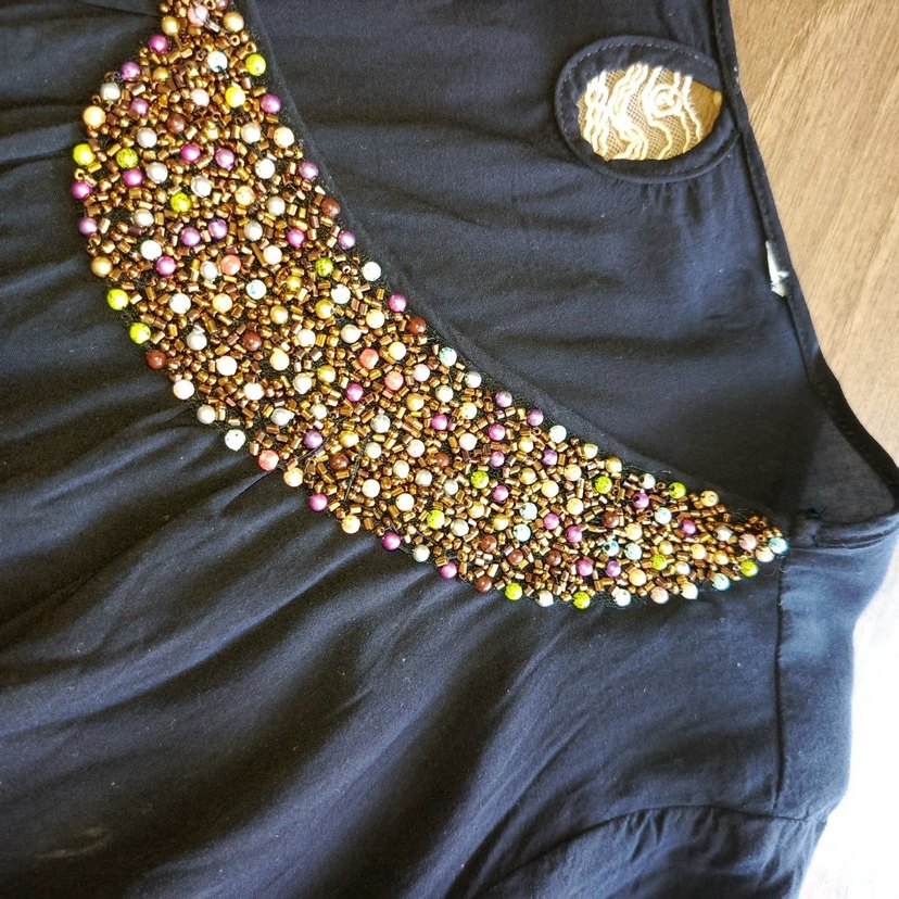 Boncuk İşlemeli Bluz - Görsel 4