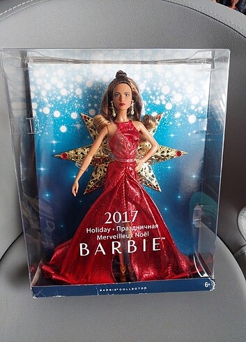Barbie holiday 2017 yılbaşı bebeği 