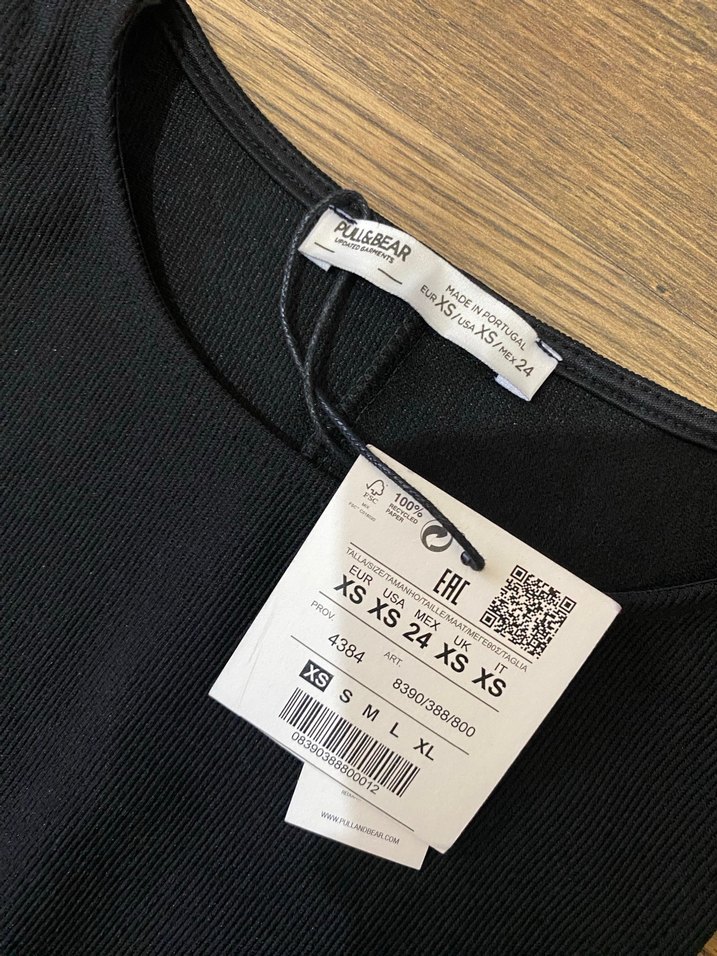 Siyah Kesik Detaylı Uzun Elbise - Görsel 4