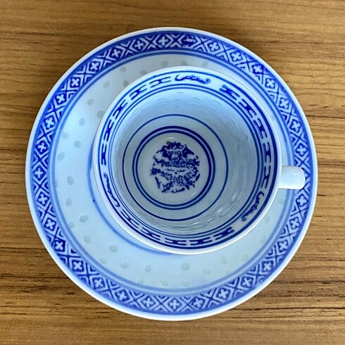 Eski Çin damgalı ejderha motifli pirinç taneli vintage kahve fin