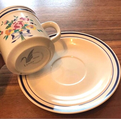 Beden beyaz Renk Lynns marka kupa boy vintage fincan