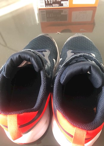 Nike Revolution 7 28,5 numara - Görsel 4