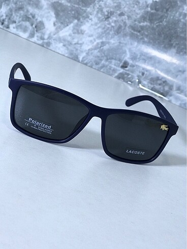 Lacoste güneş gözlüğü