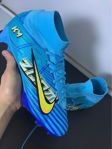 43 Beden çeşitli Renk Futbol kramponu