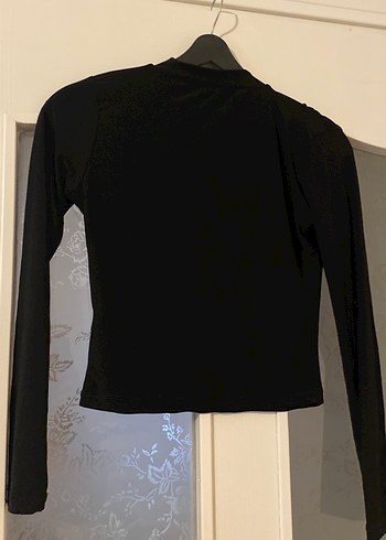 Siyah Kadın Uzun Kollu Crop - Görsel 3