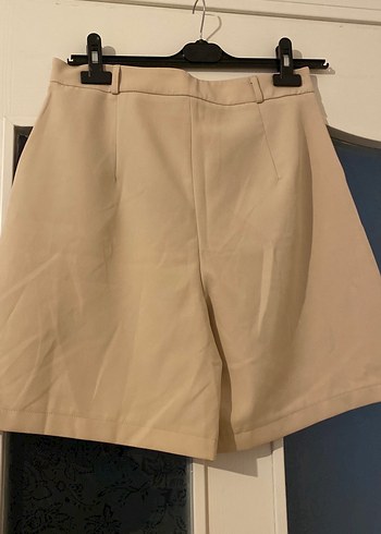 Bej Kadın Yüksek Bel Şort - Görsel 4