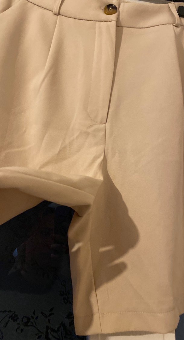 Bej Kadın Yüksek Bel Şort - Görsel 2