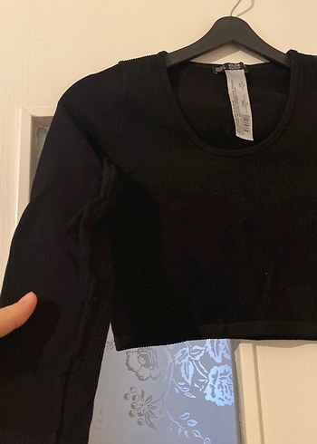 Siyah Kadın Uzun Kollu Triko Crop - Görsel 2