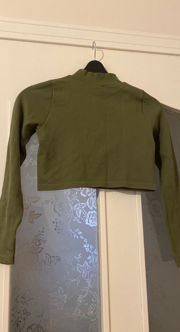 Kadın Haki Boğazlı Triko Crop Kazak - Görsel 4