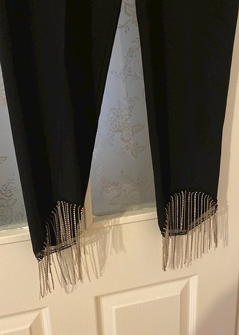 Kemerli Siyah Mini Kumaş Pantolon - Görsel 2