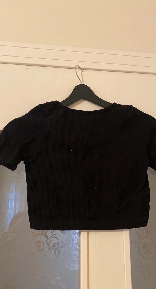 Kadın Siyah Kısa Kollu Crop Top - Görsel 2