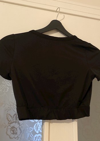 Siyah Kısa Kollu Crop Top - Görsel 3