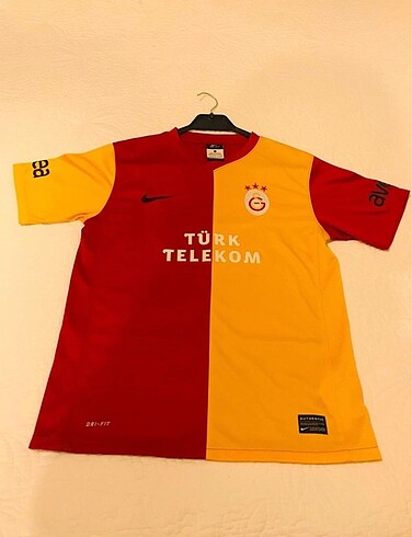 Yeni Galatasaray forması