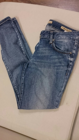 guess jean