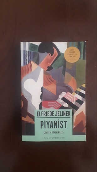 Piyanist Elfriede Jelinek