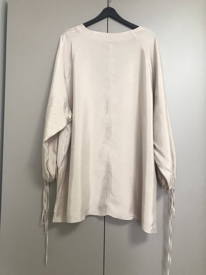 H&M V Yaka tunik - Görsel 3