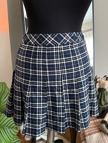 H&M ekoseli etek