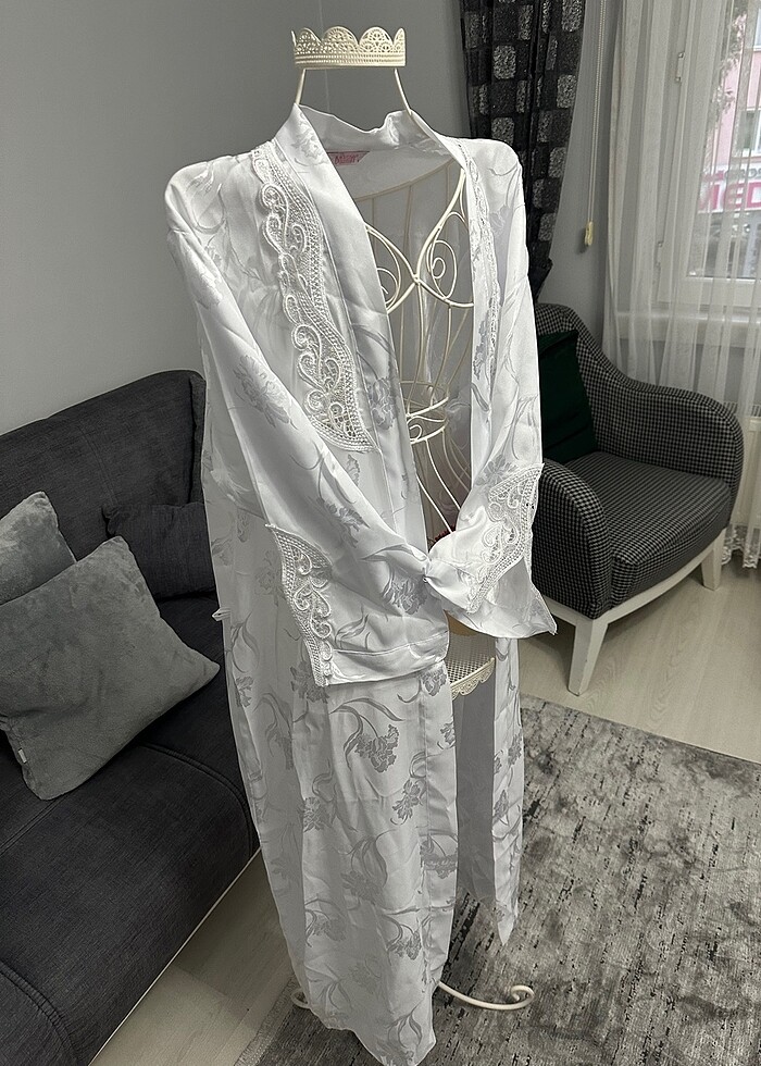 BAYAN SABAHLIK BATİSTA COLLECTİON M,L BEDEN - Görsel 2