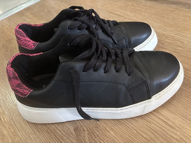 Tergan sneakers